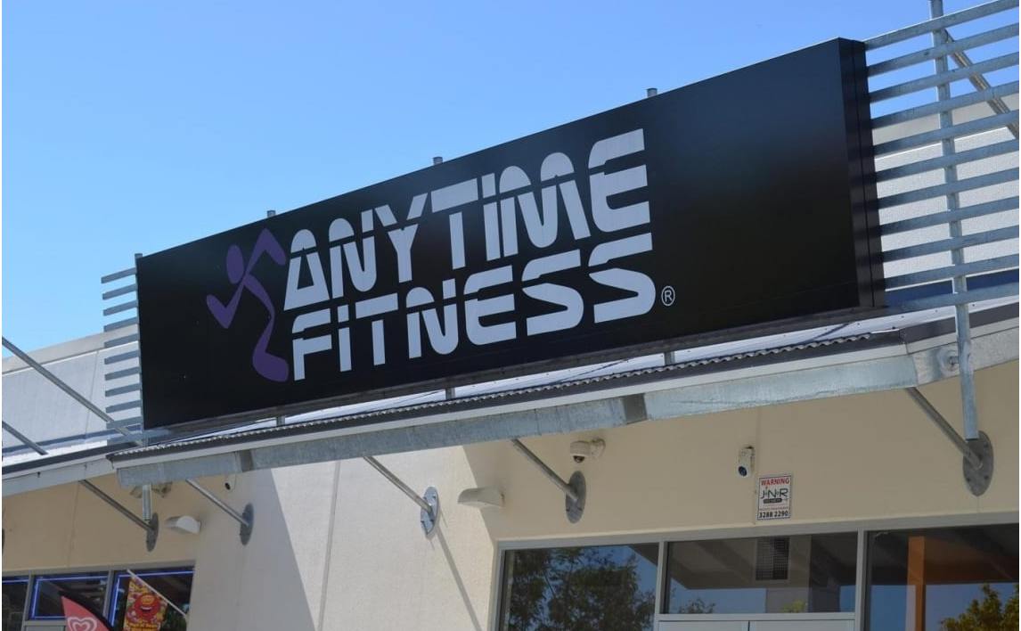 Fasia intra cut illuminated light box sign Fasia intra cut illuminated light box sign